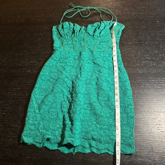 Hello Molly Stunning Lace Mini Dress - Picture 5 of 8